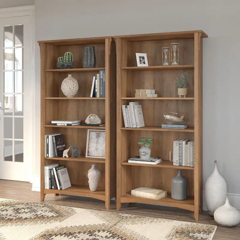 Bibliothèque haute Salinas à 5 étagères (Lot de 2) par Bush Furniture